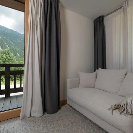 Repos Du Loup - 4ch 4sdb Jacuzzi Bainnordique Chamonix
